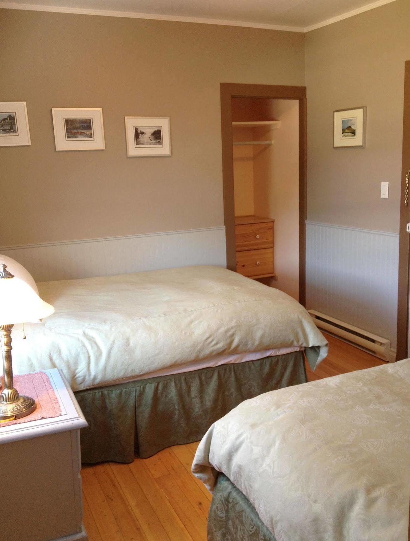 Heriot Bay Inn Bagian luar foto